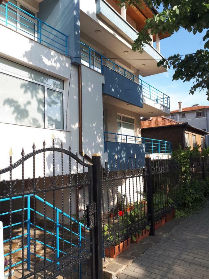 Blue House - Синята Къща Obzor Buitenkant foto