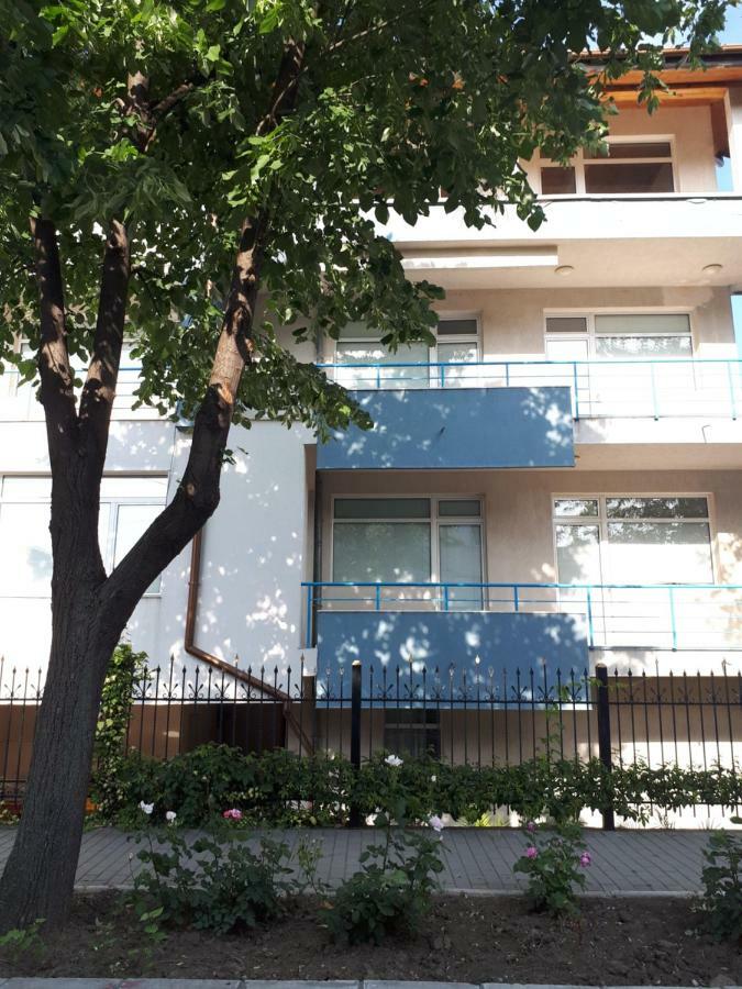 Blue House - Синята Къща Obzor Buitenkant foto